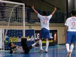 Marcel comemora gol contra o Vitria, do Esprito Santo