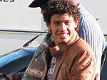 Depois, o meia-atacante Carlos Eduardo, do Hoffenheim, estava sorridente conversando com alguns funcionrios do clube