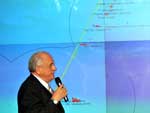 O ministro da Defesa, Nelson Jobim, fala sobre as buscas aos destroos do avio Airbus A 330, da Air France 