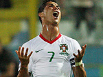 Albnia 1x2 Portugal – A seleo portuguesa de Cristiano Ronaldo (foto) venceu a Albnia fora de casa e est muito perto do mundial de 2010