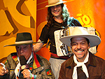 Nico Fagundes, Neto Fagundes e Renato Borghetti nos pavilhes da EXPOBENTO 2009, em Bento Gonalves, RS