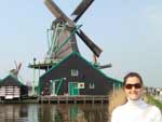 &quot;A Holanda  um pais encantador, sobretudo a vila de Zaanse Schans com seus moinhos demonstrando antigos costumes holandeses&quot;