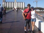 Ivam Carlos Bona, de Rio dos Cedros, e Cassandra Helena Fae, de Pomerode, em Buenos Aires (Argentina) - Abril de 2009