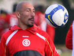 O capito Guiazu durante o treino desta segunda