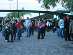 Passageiros ficaram  espera de nibus no Terminal Integrado do Centro (Ticen)