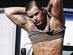 Todos os gominhos do abdomem renderam a kellan Lutz a posio nmero 5. Que calor!