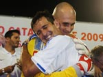 3 de maio de 2009: Evando e os companheiros levaram o Leo da Ilha ao 14 ttulo estadual da histria do clube. A equipe da Ressacada no levantava o caneca h mais de uma dcada