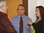Fred, Z Victor Castiel (C), e Parra, Oscar Simch (E), amigos de infncia, se encontram depois de anos