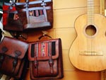 Comrcio de instrumentos musicais nas ruas de La Paz, Bolvia.