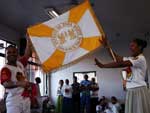 Curso de mestre-sala e porta-bandeira promovido pelo projeto &quot;Samba no P e na Alma&quot;.