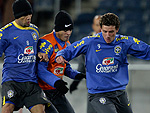 Atletas disputaram coletivo durante o treinamento