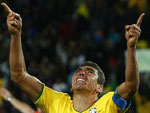 Aos 39 minutos, o Brasil chegou  virada. Elano bateu escanteio da direita e Lcio subiu no segundo pau para testar firme, sem chances para Howard.