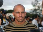 O dolo mundial, Kelly Slater tambm esteve presente na eleio para conferir as gatas 