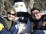 &quot;Impossvel estar cercado de neve e no fazer o tradicional boneco&quot;