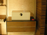 Closet fica no banheiro