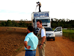 Gravando na propriedade de Nelio Piva, que est reflorestando reas de APP