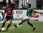 O Flamengo venceu por 11 a 10 e decide a final do Brasileiro de Showbol contra o Santos