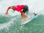 O australiano Adam Melling estabeleceu novos recordes para o Maresia Surf International