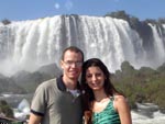 Fabricio Schneider e Cintia Raquel Silveira, de Blumenau, em Foz do Igua�u (Paran�) - Julho de 2008  