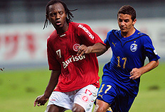 Alexandre Lops, Divulga&ccedil;&atilde;o