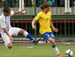 Jogando pela Seleo Brasileira no amistoso contra a Seleo do Rio de Janeiro, em junho de 2008