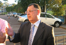 Vin&iacute;cius Rebello