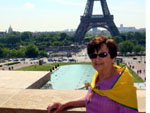Vit�ria Tolardo, de Balne�rio Cambori�, em Paris (Fran�a) - maio de 2009