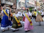 Desfile na Rua XV de Novembro contou com a participao de 85 grupos e durou mais de duas horas