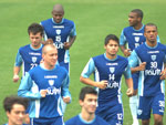 Jogadores participaram de um treino fsico na Ressacada