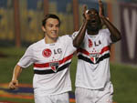 Dagoberto e Hugo marcaram os gols da vitria tricolor sobre o Ava