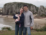 Nesta foto eu e meu marido estamos no parque da guarita na praia de Torres RS. Meu marido se chama Eduardo Adam