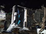 Acidente na BR-470 deixa dois mortos prximo ao trevo de acesso a Pomerode, em Blumenau