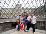Diego Makian Pereira Spengler, de Gaspar, com as tias Lena, Vera, Vania e Cilene, em Paris (Fran�a) -  Julho de 2009