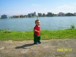 Esse  meu filho Riquelme na lagoa que fica em Torres