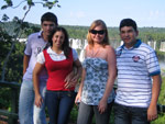 Marcelo, Michele, Giovana e Carlos, visitando as Cataratas do Igua