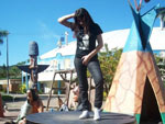 Estou enviando uma foto minha no parque Beto Carrero World! Sou muito f do Michael Jackson, e resolvi fazer esta homenagem a ele