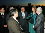 Governadora Yeda Crusius, mostra dependncias do Palcio Piratini durante visita dos novos investidores da unidade gacha da Fibria, empresa resultante da unificao das operaes da Votorantin Celulose e Papel e a Aracruz Celulose
