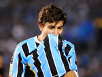 Tcheco deixa o campo chorando depois da eliminao do Grmio na Copa Libertadores da Amrica em 2009
