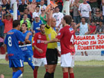 Jogo teve duas expulses pelo lado do Juventus e uma pelo lado do Imbituba