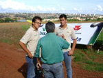 Reprter do Canal Rural Jos Ronaldo Borges entrevista a equipe de Rio Verde (GO) 