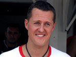 Michael Schumacher  heptacampeo mundial de F-1 e ir pilotar o kart nmero 1