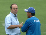 Eduardo Gomes negociava com Silas, mas no chegaram a um acordo e o treinador deixa o clube