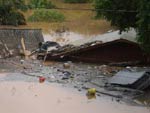 Casas embaixo da gua na Fortaleza.