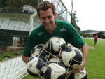 Goleiro Joo Paulo, destaque do time na Copa SC, renovou contrato at 2011