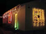 Este  meu sonho de Natal realizado. Minha casa enfeitada. Natal  luz, paz, vida. Precisamos manter a tradio. Alegria. Zaia.