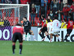 12/07 – Atltico-PR 3x2 Inter, Brasileiro