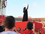 A cantora subiu ao palco por volta das 19h30min