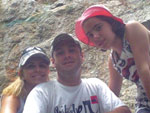 Pedra do Veloso (morro do Finder) nesse domingo passado 13-12-2009. Marcelo (pai) Elisandra (me) e a Letcia (filha amada)