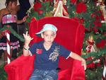 Meu filho Andryus na chegada do papai noel no shopping total!!!