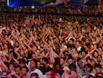 Multido no embalo de Armandinho no Planeta SC 2008  